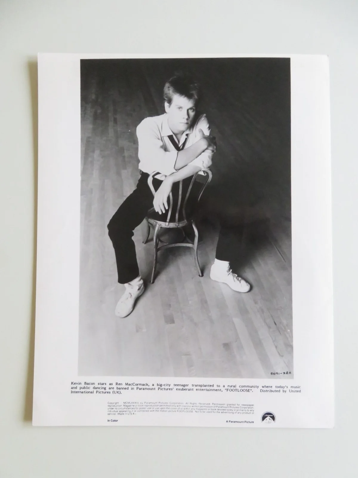 FOOTLOOSE MOVIE STILL PHOTO LOT OF 3 KEVIN BACON LORI SINGER JOHN LITHGOW 1984, изображение 3