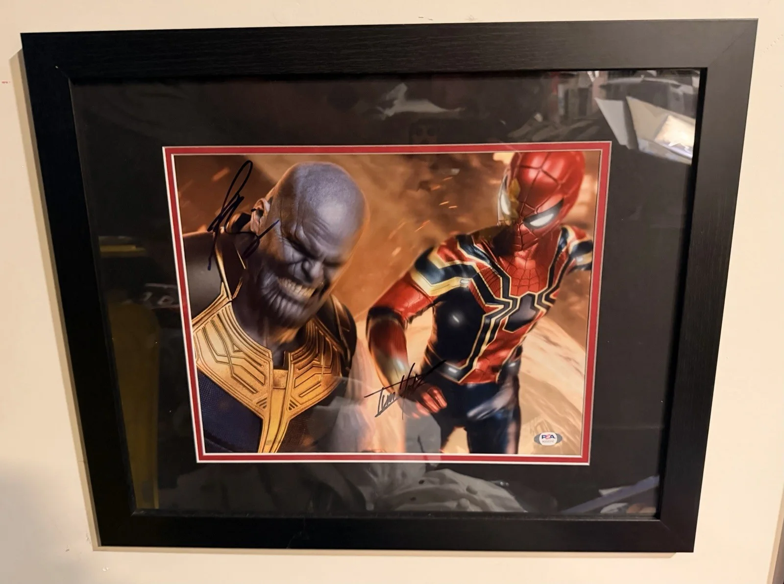TOM HOLLAND — TOM HOLLAND JOSH BROLIN SIGNED 11X14 CUSTOM FRAMED AVENGERS PHOTO SPIDER-MAN PSA