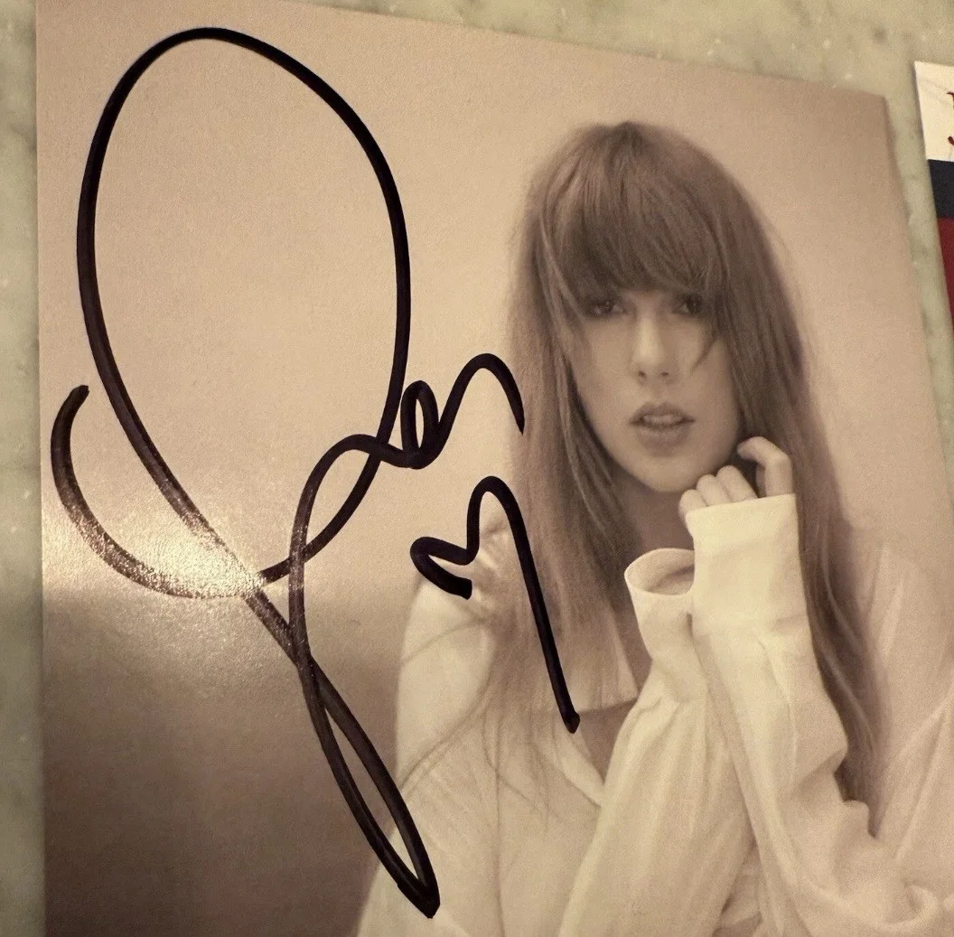 *Signed With Heart & Framed* Taylor Swift- The Tortured Poets Department CD, image 2
