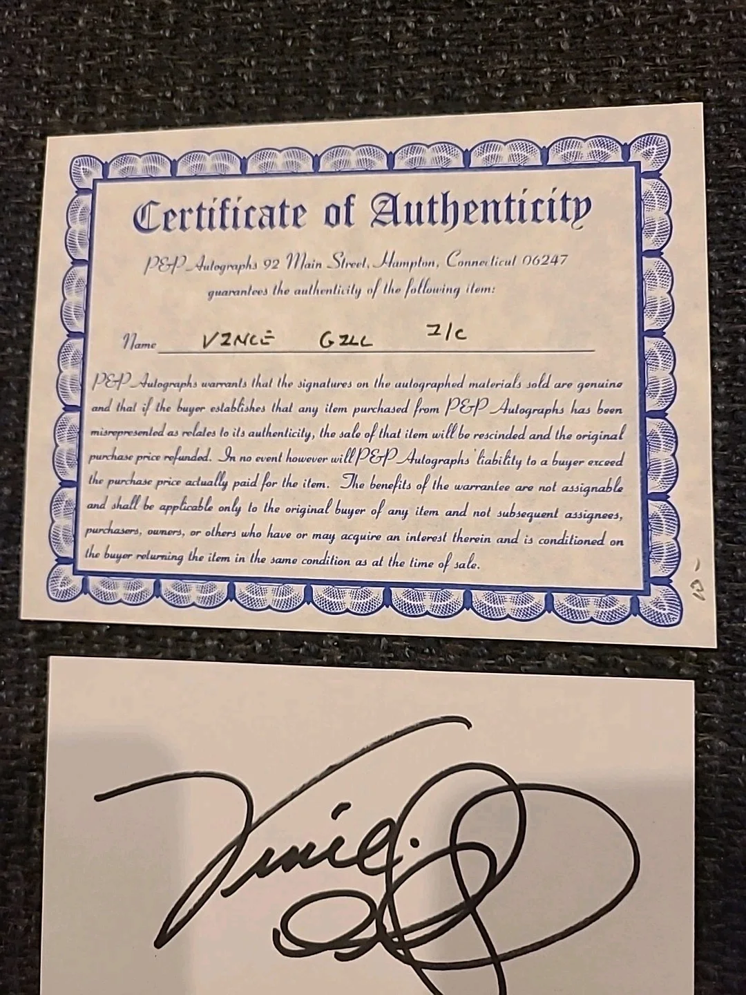 Vince Gill Autographed Index Card With COA, изображение 2