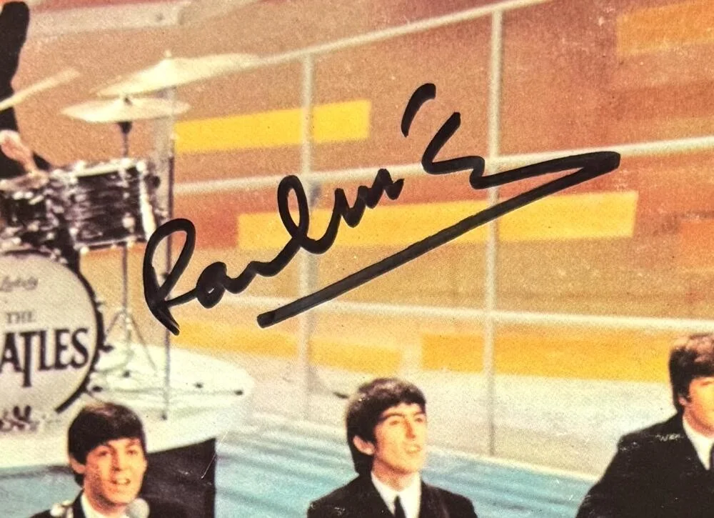 Paul McCartney — Paul McCartney The Beatles Signed Autograph Album Vinyl Record w/ Beckett COA, изображение 3