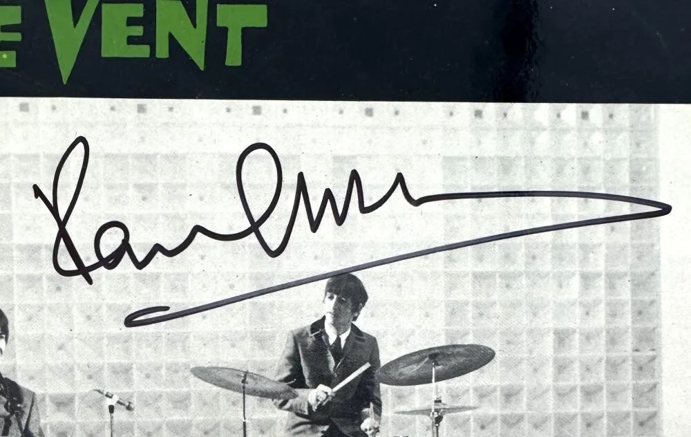 Paul McCartney — Paul McCartney The Beatles Signed Autograph Album Vinyl Record LP - Beckett COA, изображение 3