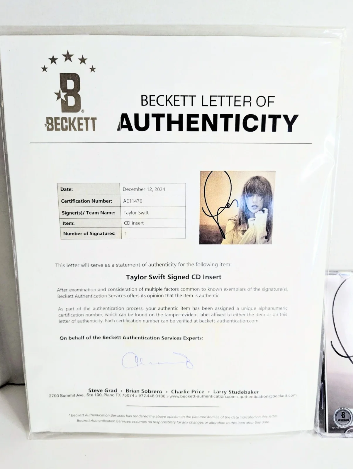 Taylor Swift The Tortured Poets Department Signed Autographed CD COA Beckett, изображение 3