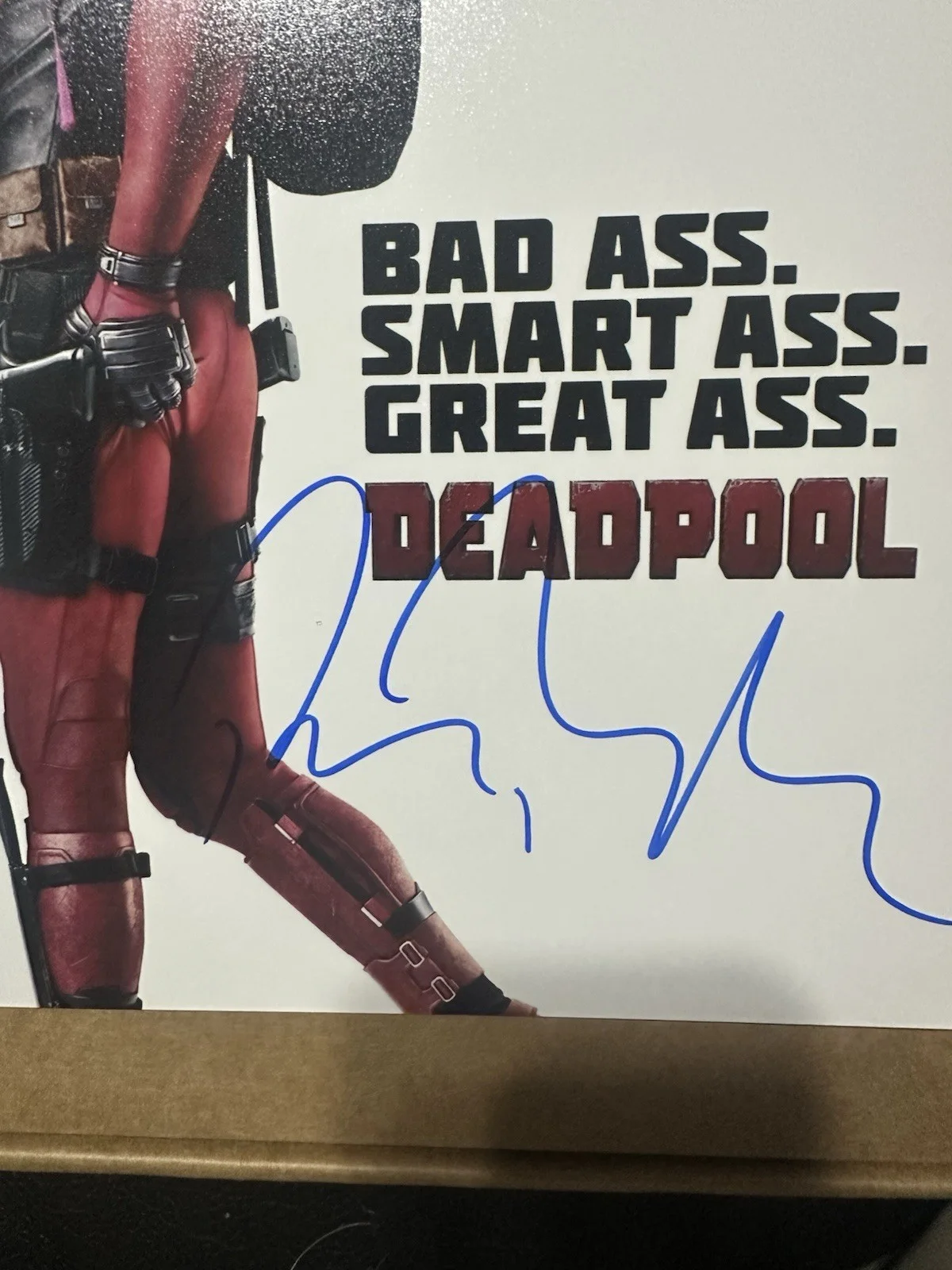 Ryan Reynolds Deadpool Marvel autographed 8x10 photo with COA, image 2