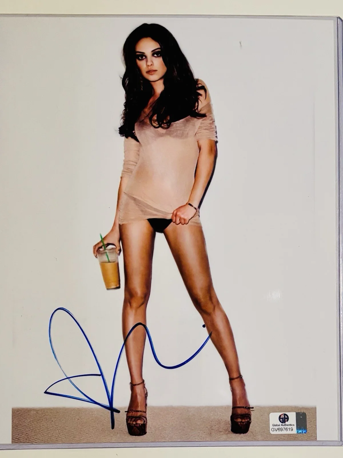 Mila Kunis Signed 8x10 GA, image 2