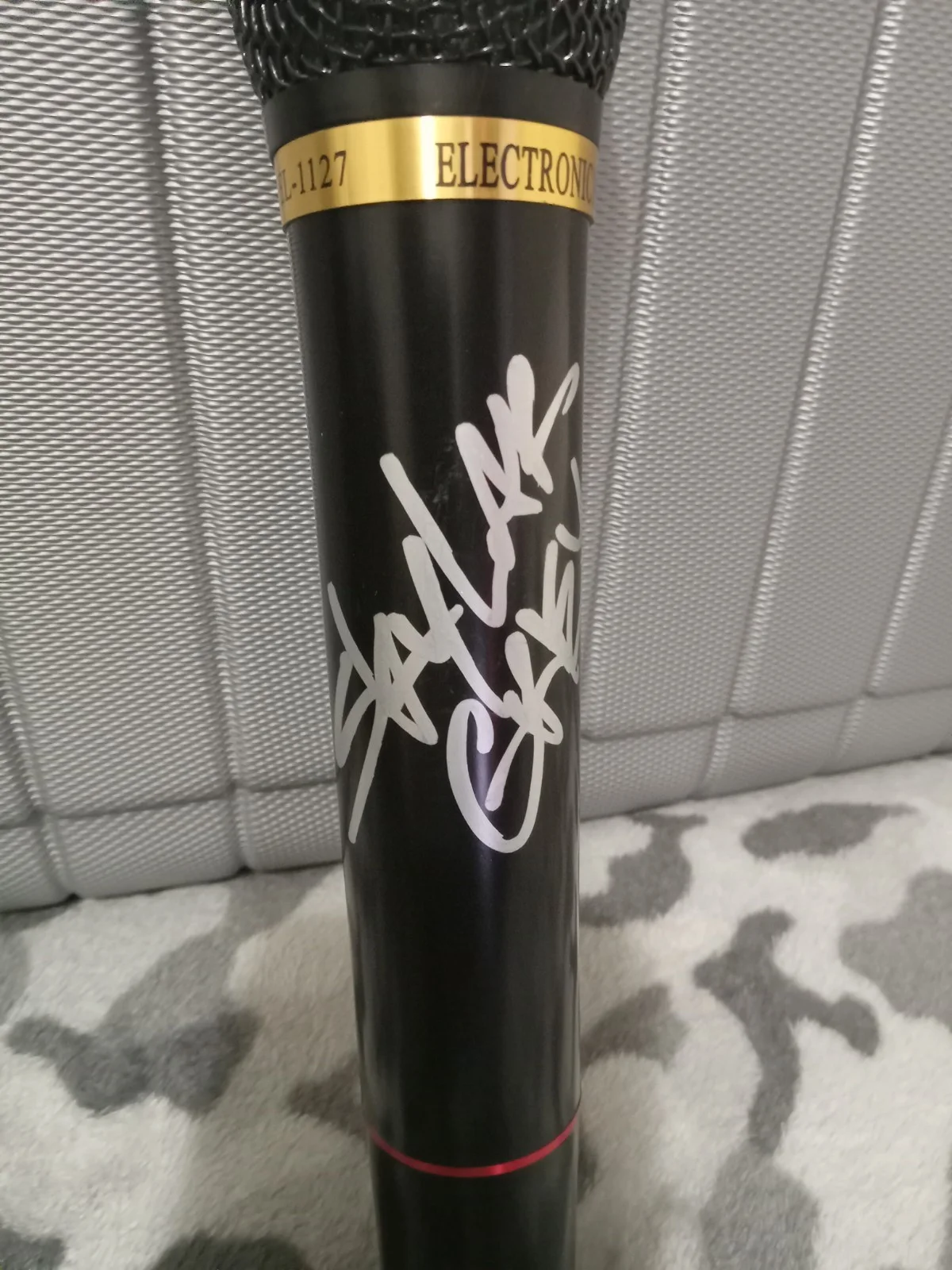 Skylar Grey — Skylar Grey COA Autographed Mic Songwriter Eminem Rhianna Singer Microphone 🎤, image 2