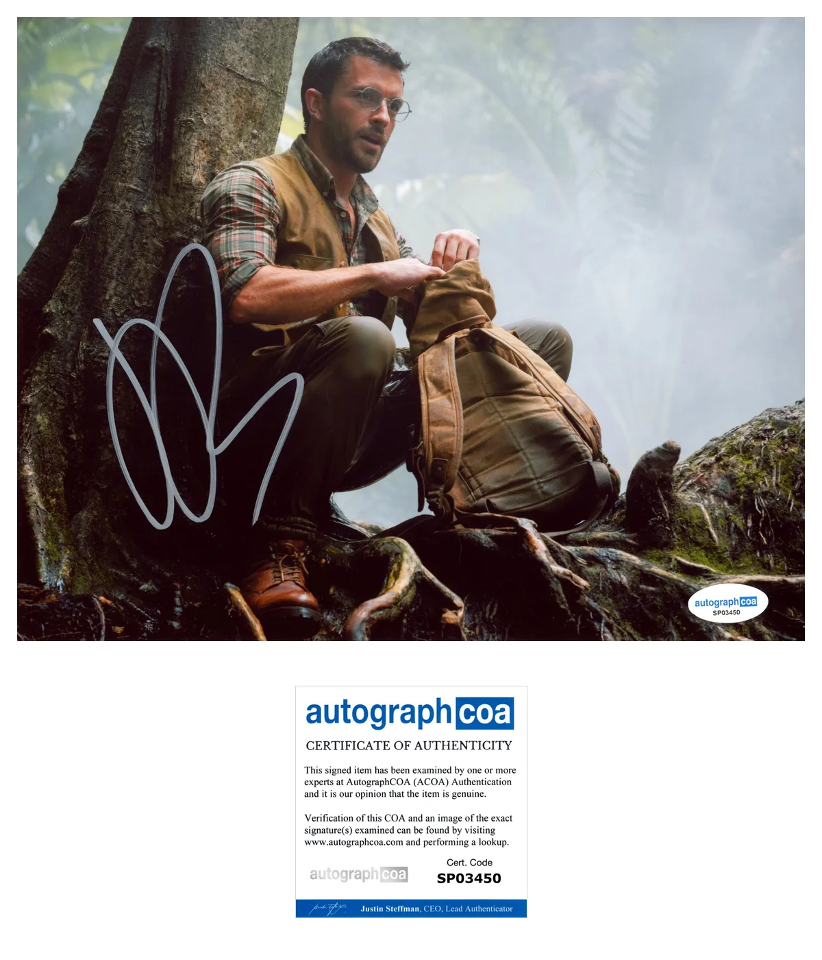 Jonathan Bailey Jurassic World Autographed Signed 8x10 Photo ACOA, изображение 2