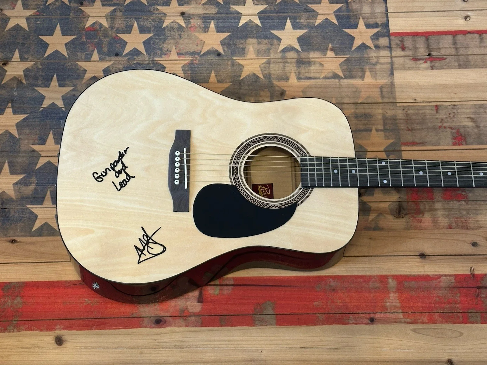 RARE MIRANDA LAMBERT SIGNED FULL SIZE GUITAR W/ INSCRIPTION “GUNPOWDER & LEAD”, image 3