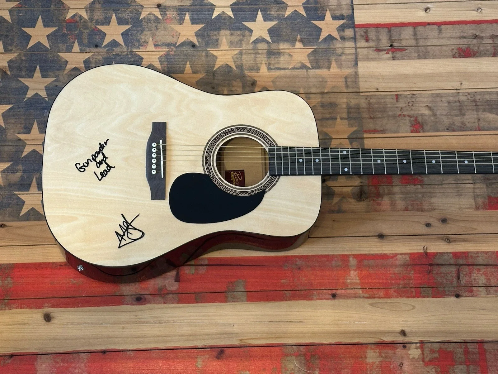 RARE MIRANDA LAMBERT SIGNED FULL SIZE GUITAR W/ INSCRIPTION “GUNPOWDER & LEAD”, image 5
