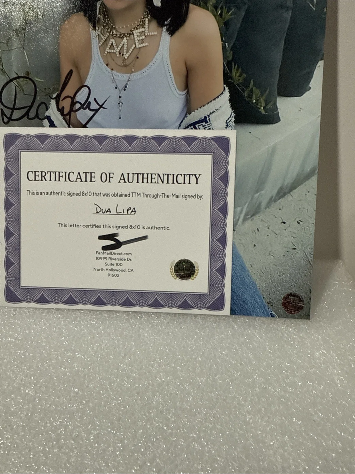 Dua Lipa (Pop Star) signed Autographed 8x10 photo - AUTO COA, изображение 2