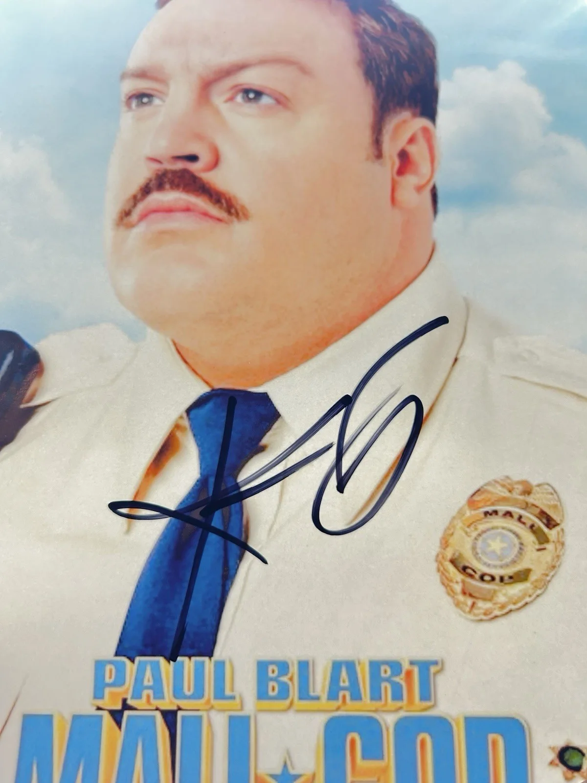 Kevin James — Kevin James Signed 8x10 Photo Paul Blart Mall Cop Autographed JSA COA, image 2