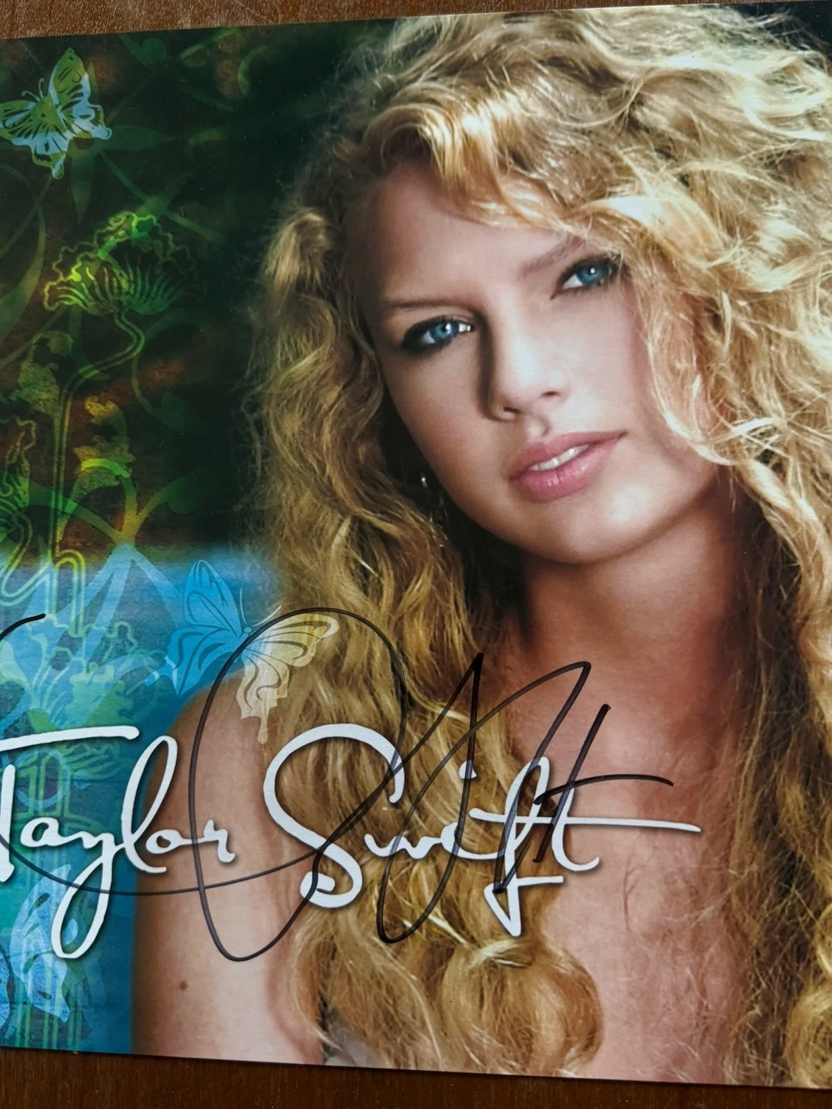 Taylor Swift autographed 12 x 12 from 2007 beautiful !, image 4