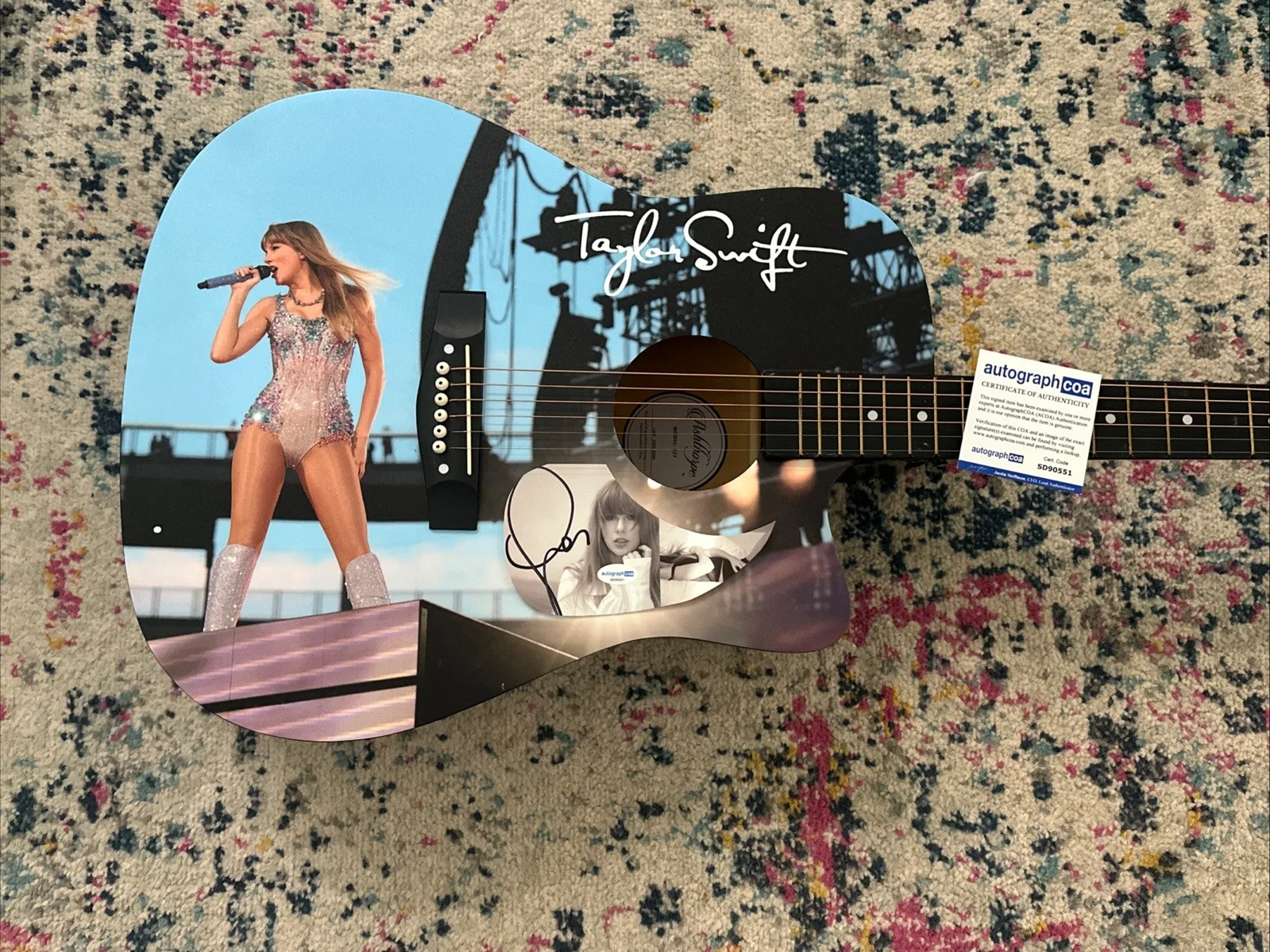 🚨Rare TAYLOR SWIFT Signed CUSTOM FULL SIZE Acoustic Guitar Country ACOA 🚨🎸, изображение 5
