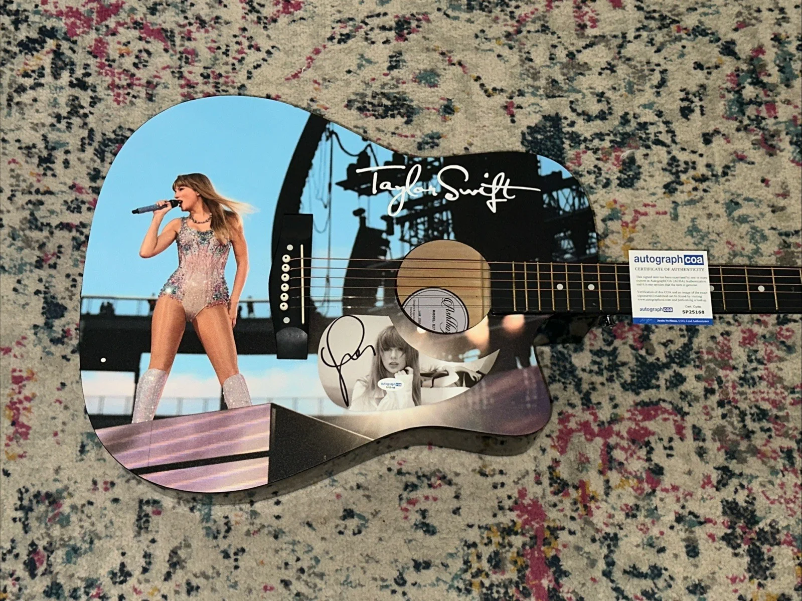 🚨Rare TAYLOR SWIFT Signed CUSTOM FULL SIZE Acoustic Guitar Country ACOA 🚨🎸, изображение 5