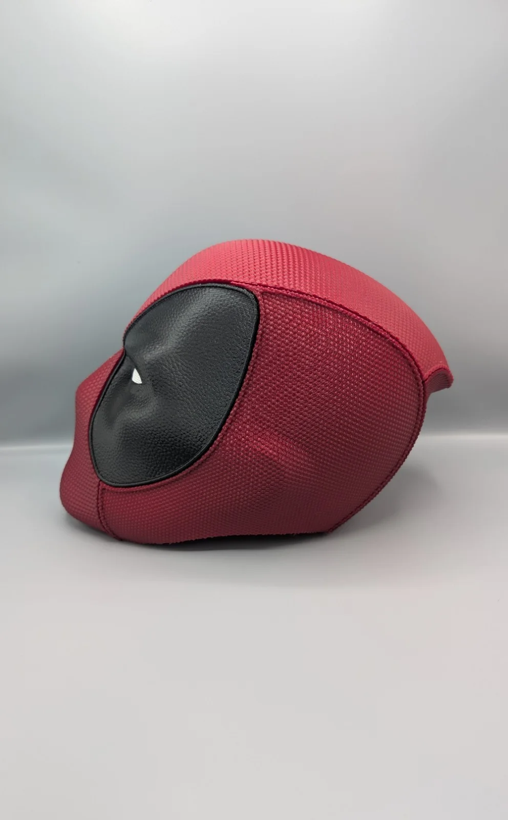 3D Printed Comic Style Deadpool Helmet, изображение 3