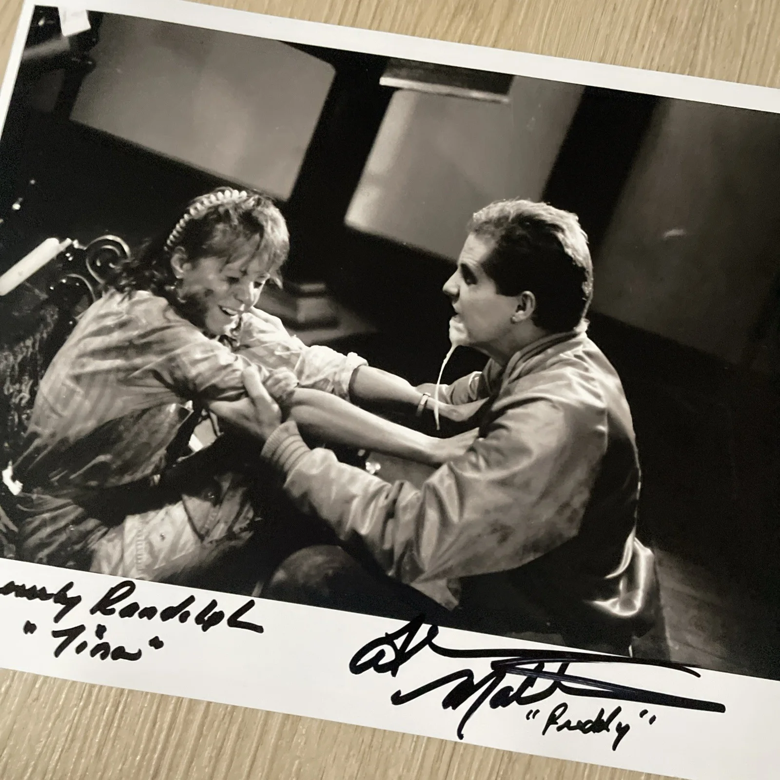 Beverly Randolph and Thom Matthews signed Return Of The Living Dead 8x10 JSA, изображение 5