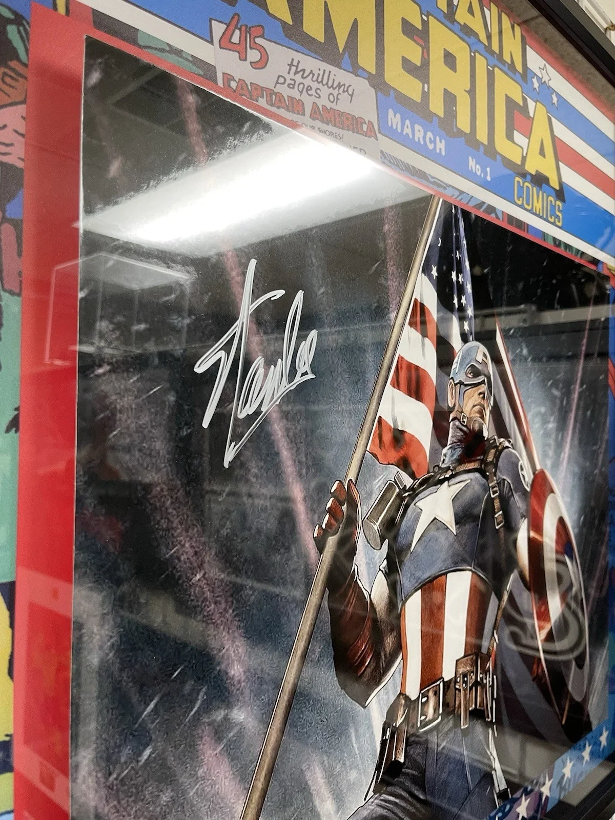 Stan Lee — Stan Lee Signed Marvel Captain American Comic Frame Style Raised 20x16 Photo, image 2