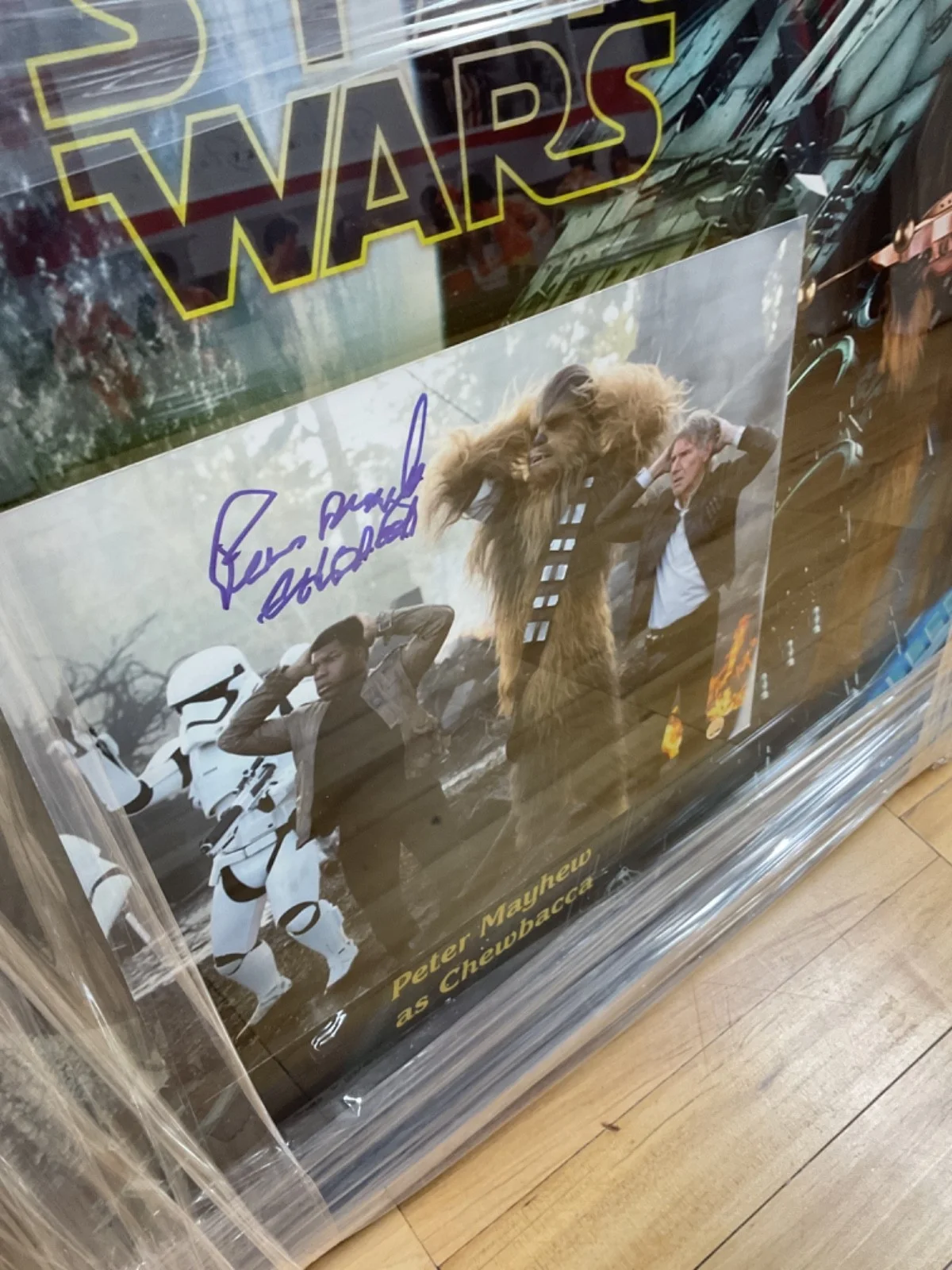 Peter Mayhew — Peter Mayhew Chewbacca Star Wars Framed Signed Movie 10x8 Photo Raised, 22x18, изображение 2