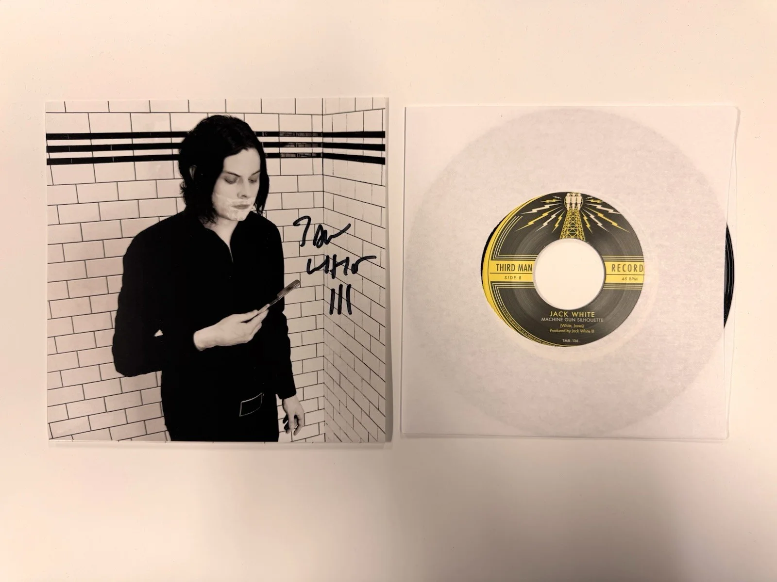 Jack White signed Love Interruption / Machine Gun Silhouette 7" lp JSA Letter, image 3
