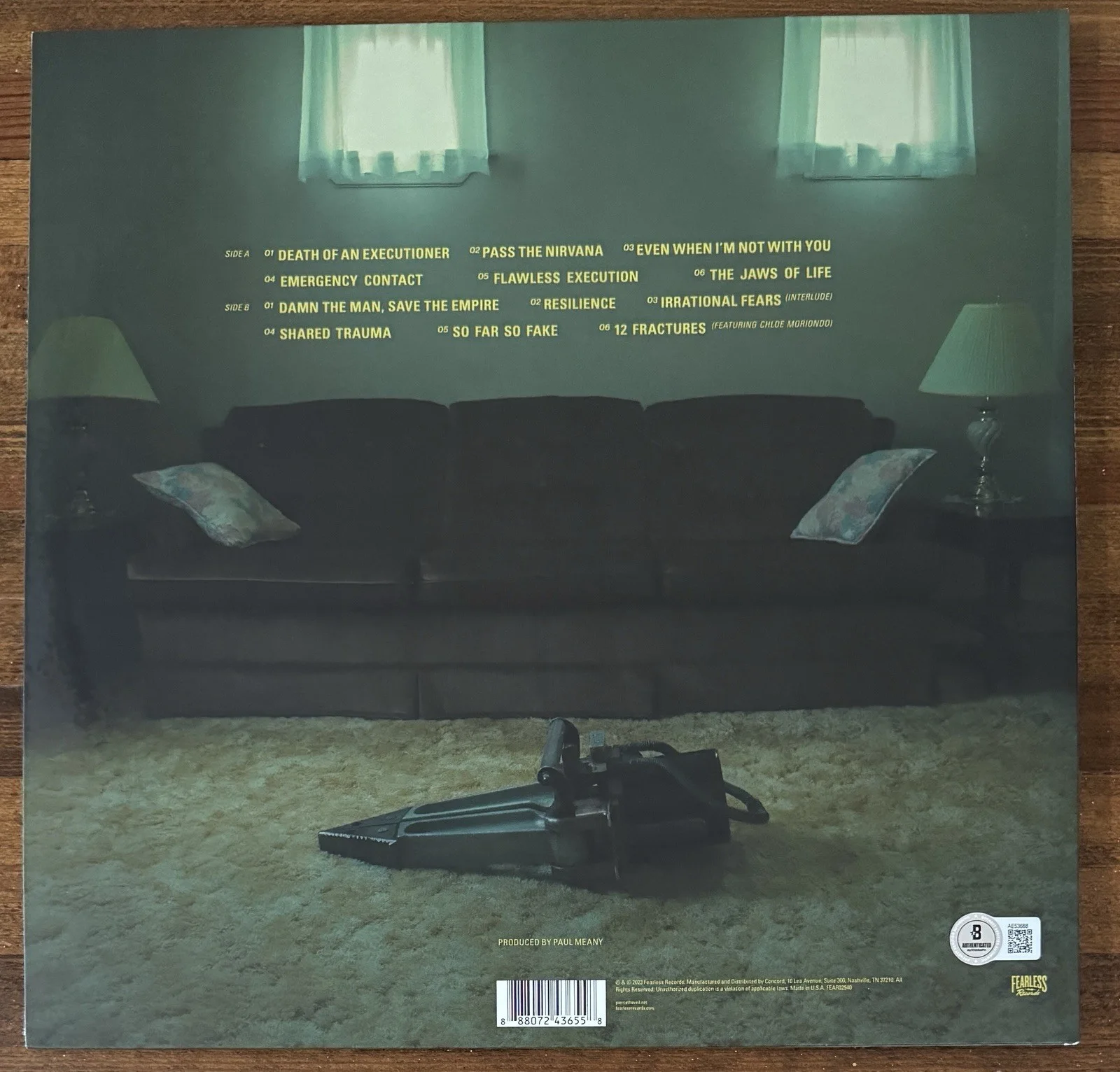 Pierce The Veil — PIERCE THE VEIL SIGNED THE JAWS OF LIFE VINYL LP COVER BECKETT BAS COA AUTOGRAPH, изображение 2