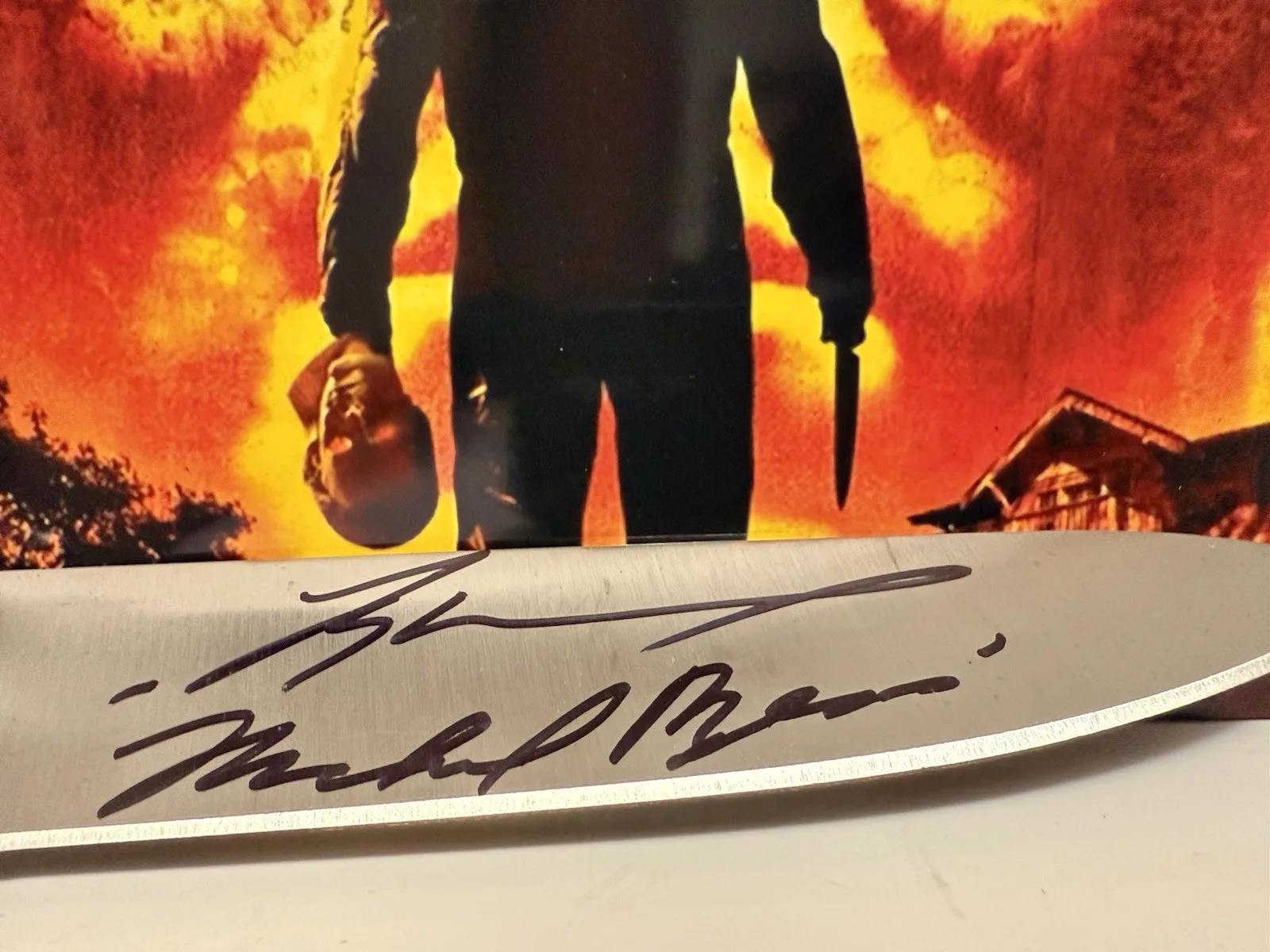 Tyler Mane — Tyler Mane signed “Halloween” replica knife. Pristine Auction COA, image 2