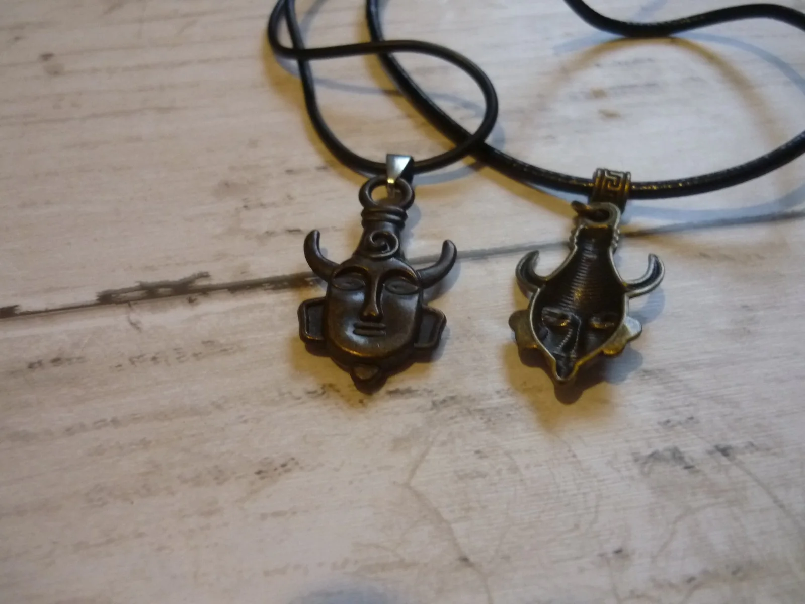 Dean Winchester's amulet Samulet necklace supernatural god detector set x2 vers, изображение 3