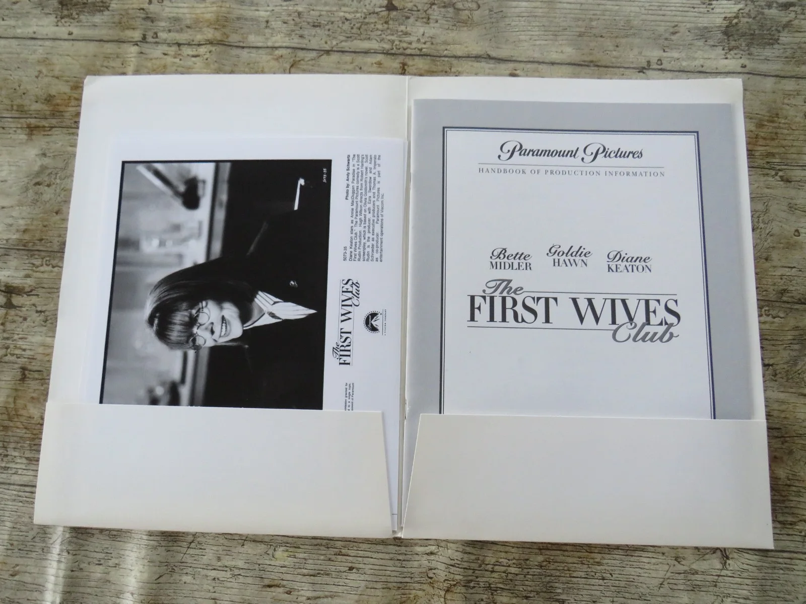 THE FIRST WIVES CLUB ORIGINAL 1996 CINEMA MOVIE PRESS KIT Bette Midler 3 PHOTOS, изображение 2