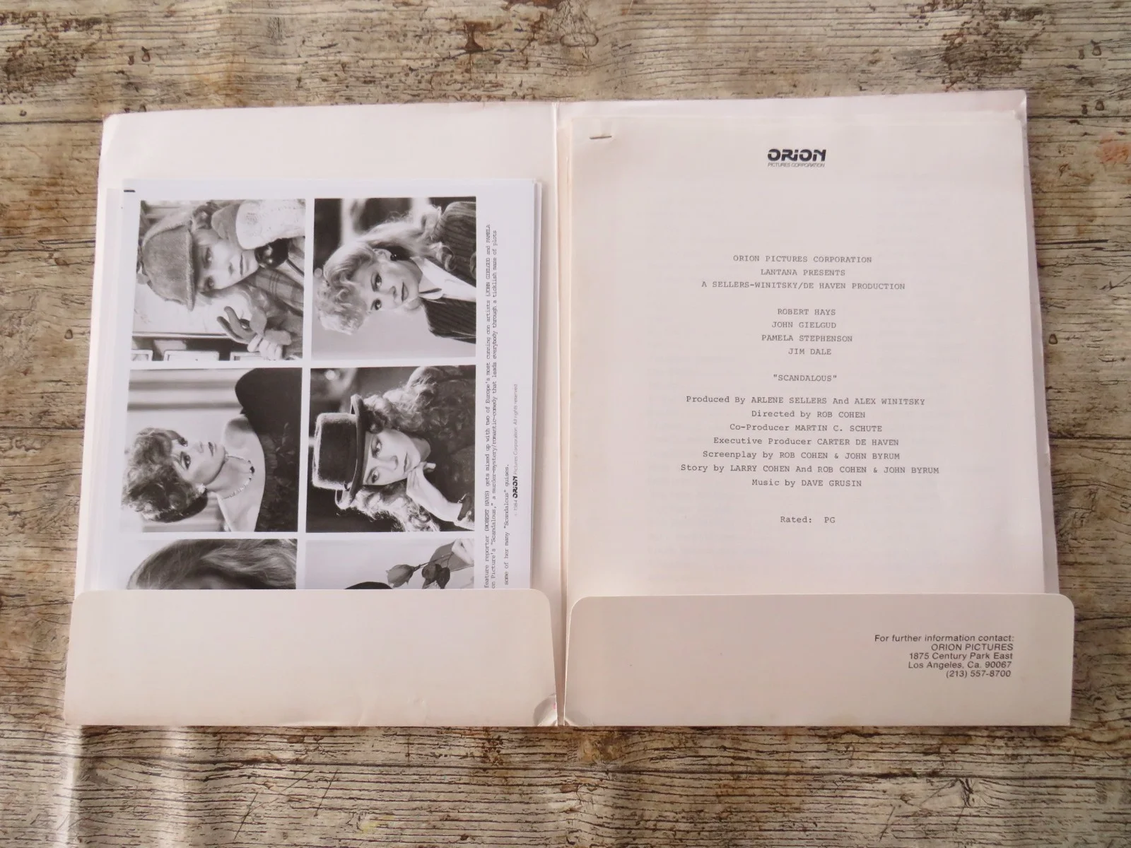 SCANDALOUS ORIGINAL 1984 CINEMA FILM MOVIE PRESS KIT Robert Hays 7 PHOTOS 80's, изображение 2