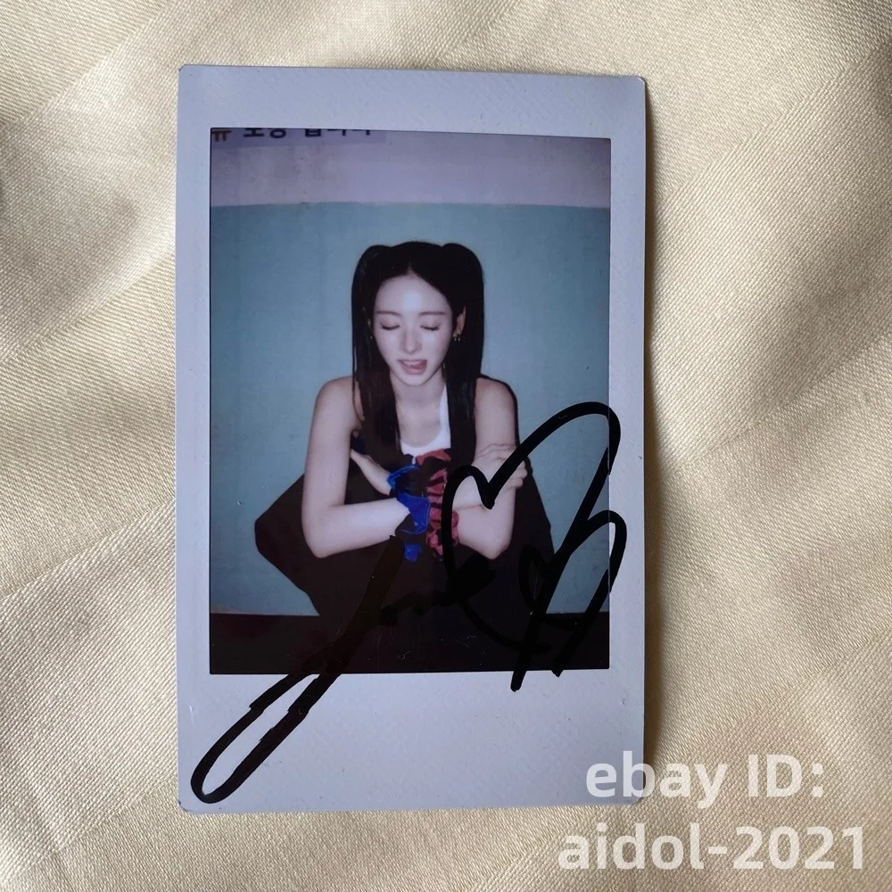 MEOVV ANNA AUTOGRAPHED SIGNED POLAROID K-POP COLLECTION 3 INCHES 2025, image 4