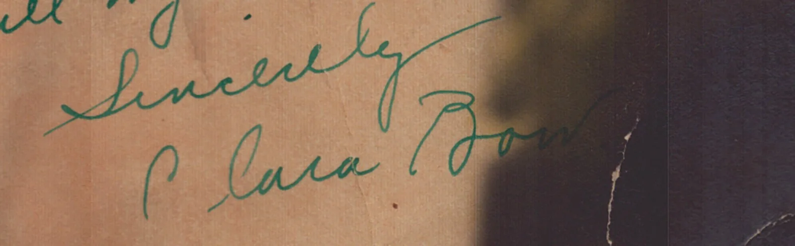 Clara Bow — CLARA BOW - AUTOGRAPHED INSCRIBED PHOTOGRAPH, изображение 2