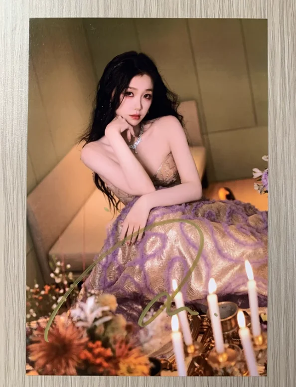 Celebrity Signature Photo Yu Shuxin 6Inch Set Makeup Photo, изображение 3