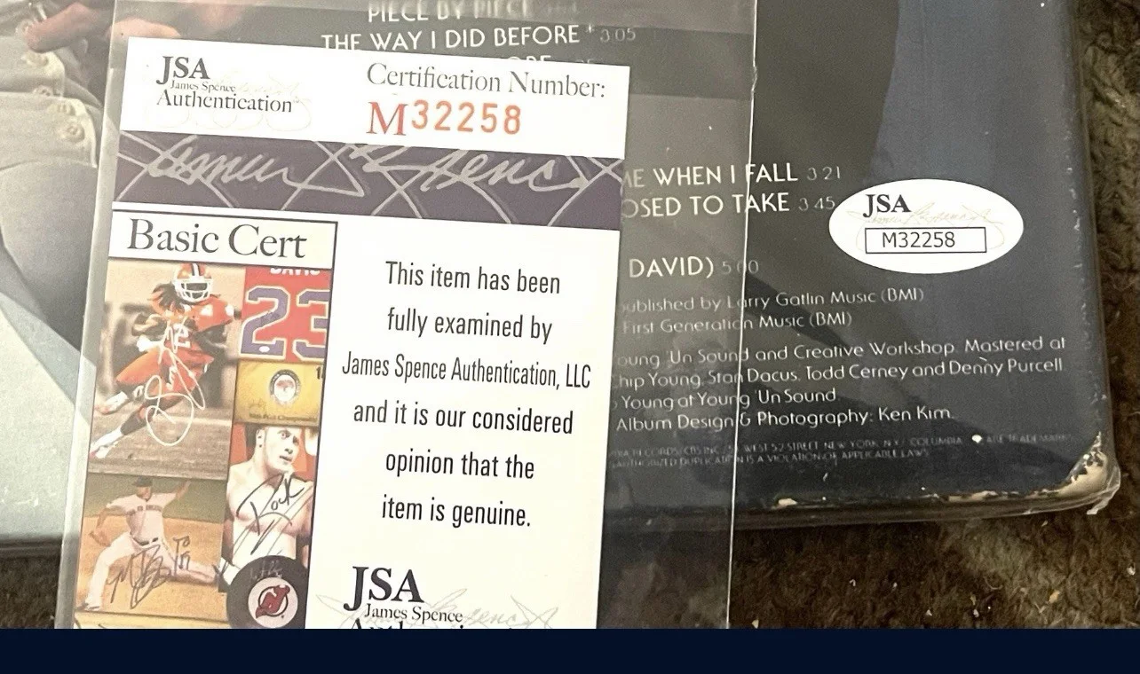 JSA COA THE GATLIN BROTHERS 3X SIGNED RECORD ALBUM, изображение 2