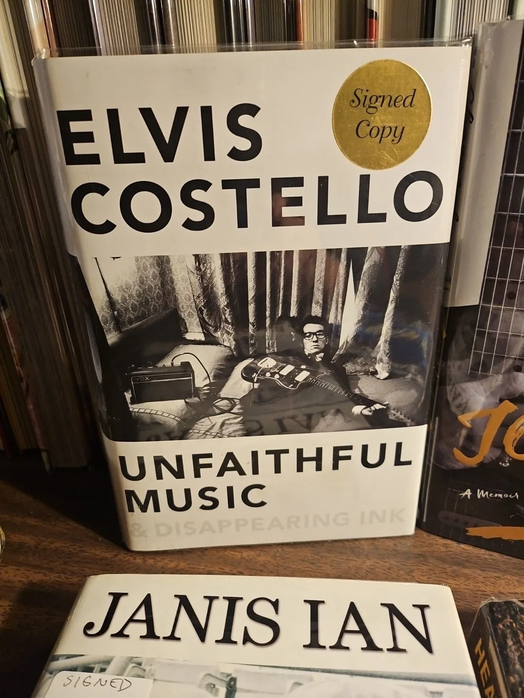 4 rock and roll SIGNED 1st ed - Elvis Costello-Janis Ian-Don Felder-John Oates, изображение 2