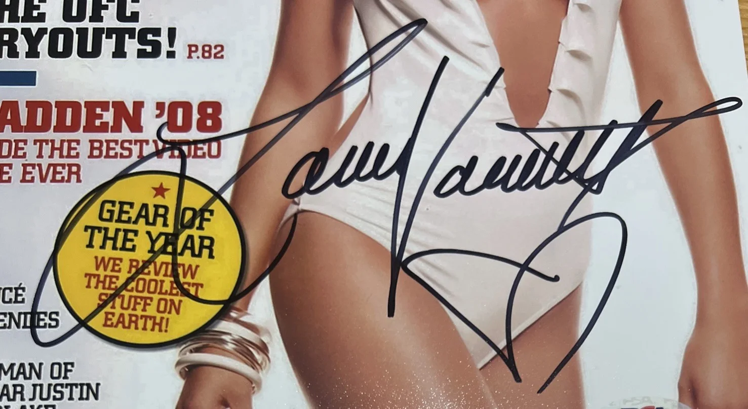 Laura Vandervoort Auto Autograph Signed 8x10 Photo PSA COA Rare, image 2
