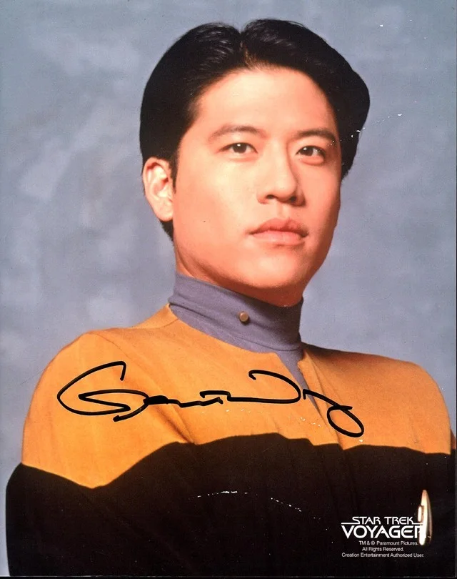 Garrett Wang — STAR TREK Voyager Harry GARRETT WANG portrait signed photo!