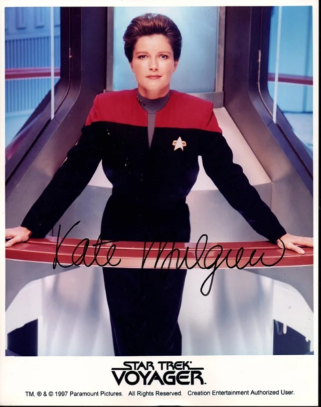 Kate Mulgrew — STAR TREK Voyager Captain Janeway KATE MULGREW signed photo!