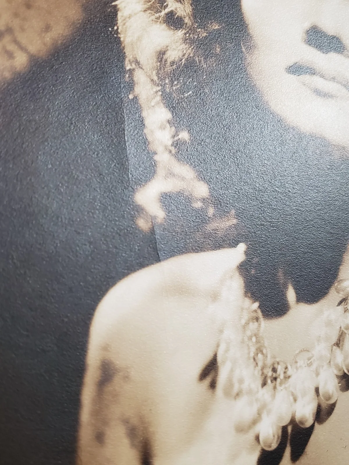 Rita Hayworth — RITA HAYWORTH GET RICH 1941 SIGNED VINTAGE ORIGINAL SEPIA PHOTOGRAPH AUTOGRAPH, изображение 4