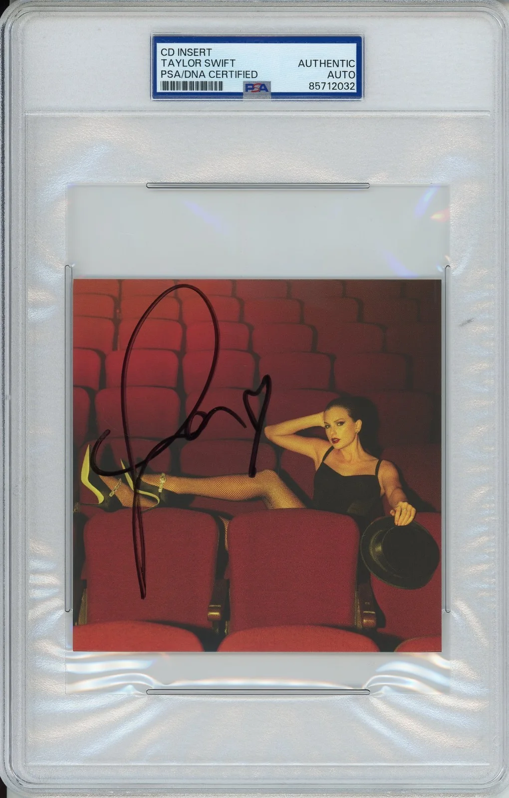 SIGNED TAYLOR SWIFT LIFE OF A SHOWGIRL RED PICTURE PHOTO 4 PSA DNA COA AUTOGRAPH, изображение 2