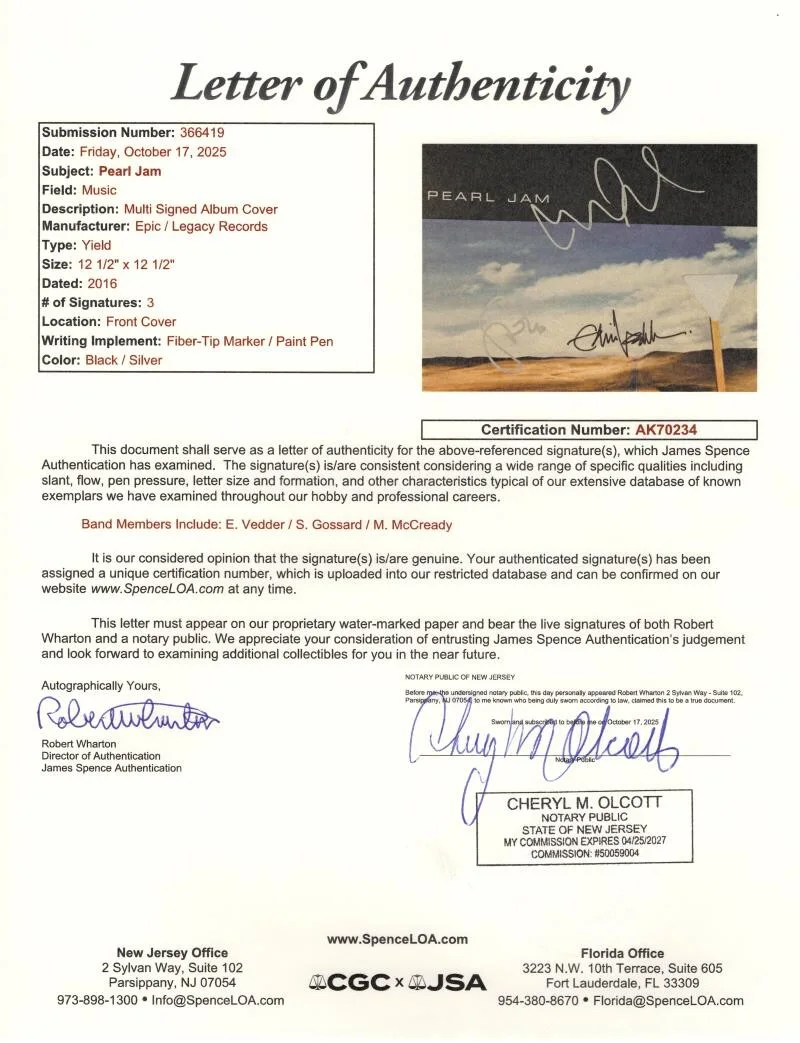 Stone Gossard, Mike McCready, Eddie Vedder — Eddie Vedder Mike McCready Stone Signed Autograph Pearl Jam Album Record JSA COA, изображение 3