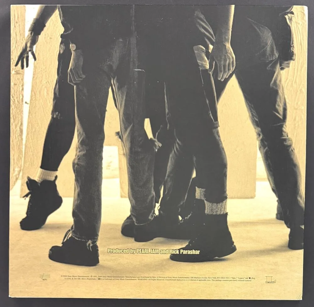 Dave Krusen, Stone Gossard, Mike McCready, Eddie Vedder — Pearl Jam Band x4 Signed Autograph Ten Album Record LP - Eddie Vedder w/ JSA COA, изображение 2