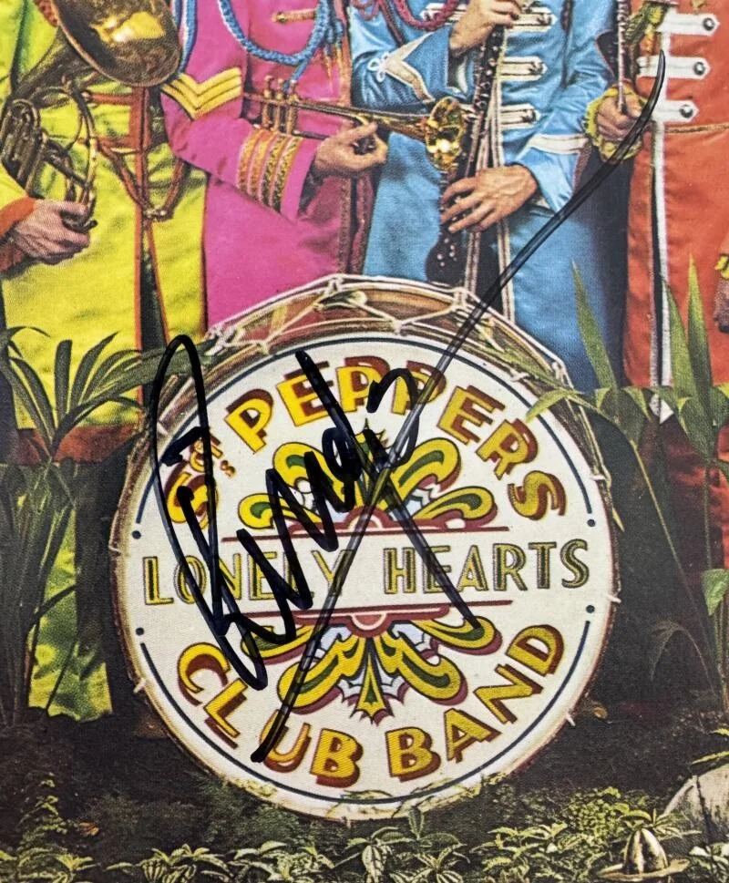 Paul McCartney, Ringo Starr — Paul McCartney & Ringo Starr Signed Autograph Sgt Peppers Album Record - PSA COA, изображение 3