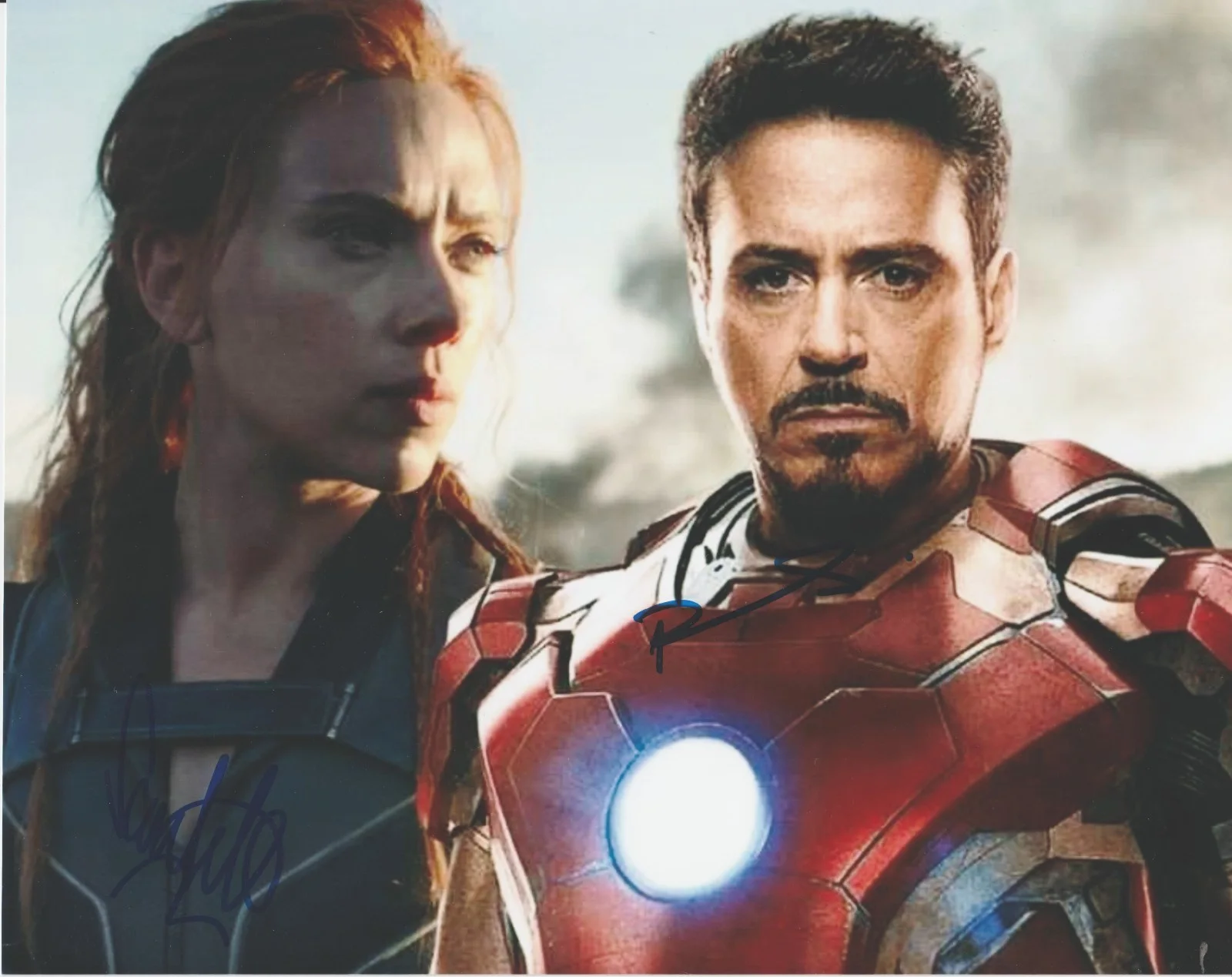 Scarlett Johansson & Robert Downey, Jr — Scarlett Johansson & Robert Downey Jr Avengers dual signed autograph 8x10 Photo
