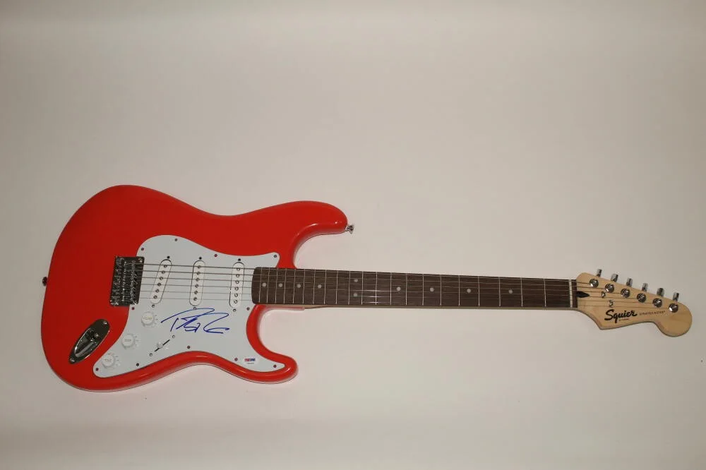 Rob Thomas — ROB THOMAS SIGNED AUTOGRAPH FENDER BRAND ELECTRIC GUITAR - MATCHBOX TWENTY PSA, изображение 2