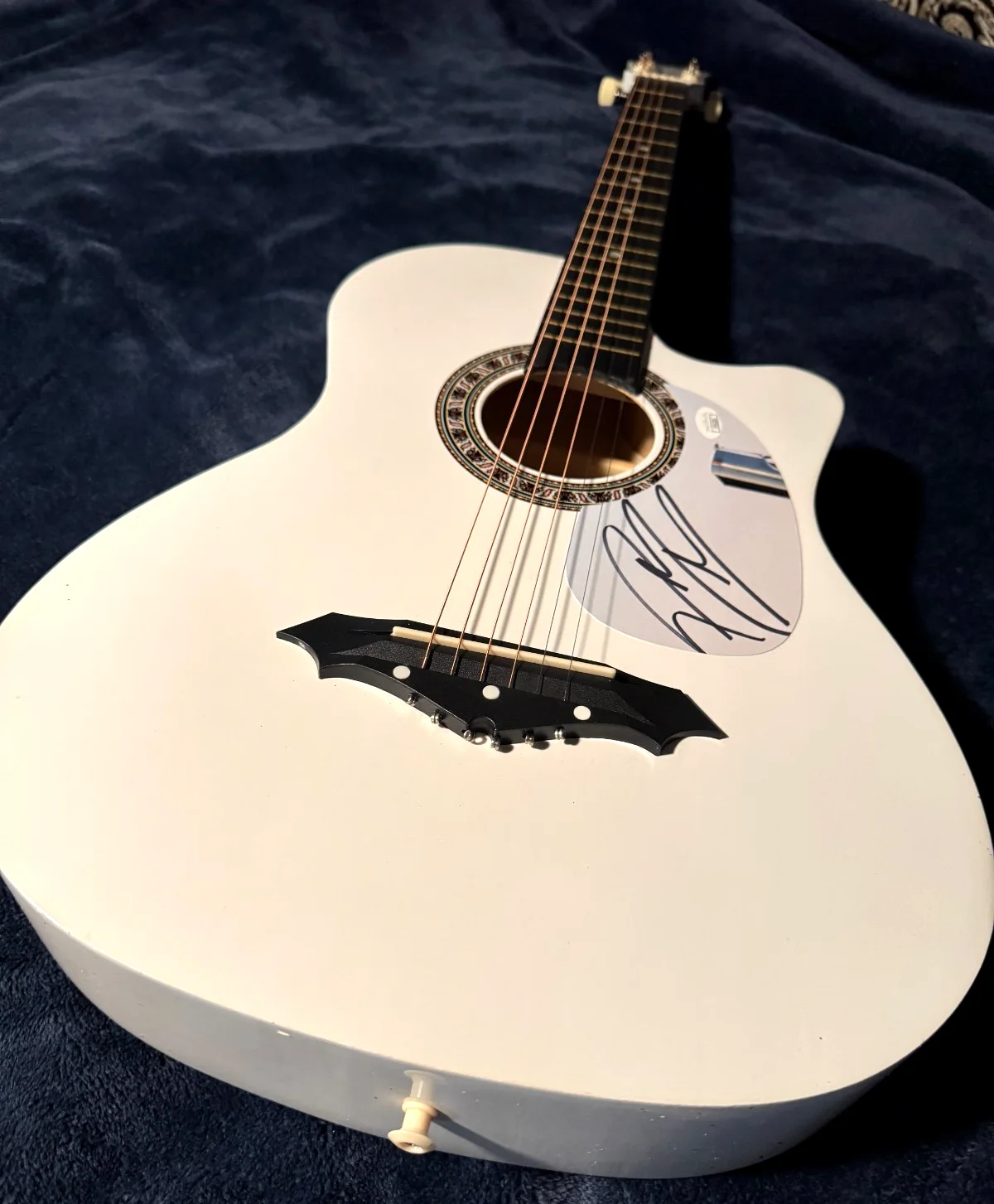 Post Malone Signed 38" White Acoustic Guitar JSA Certified, image 2