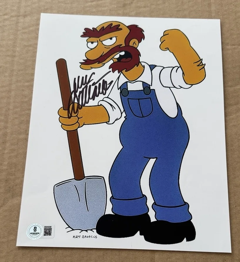 DAN CASTELLANETA — DAN CASTELLANETA SIGNED 8X10 PHOTO BECKETT COA AUTHENTIC