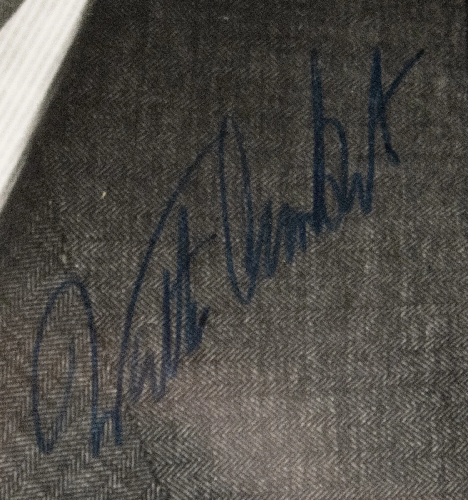 Walter Cronkite — WALTER CRONKITE - PHOTOGRAPH SIGNED, image 3