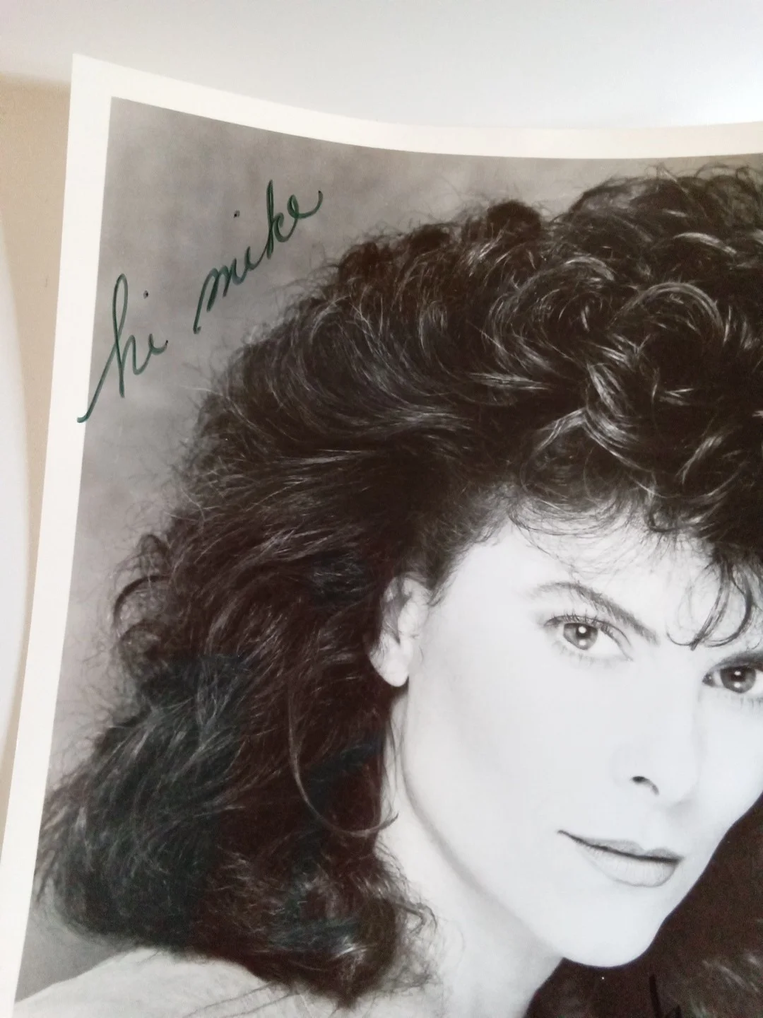Adrienne Barbeau — Adrienne Barbeau Signed 8x10 B&W Photo JSA COA Autograph Actress -#, image 4