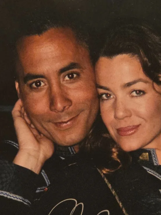 Richard Biggs, Claudia Christian — Richard Biggs as Dr. Stephen Franklin, Claudia Christian Babylon 5 Signed Photo, изображение 2