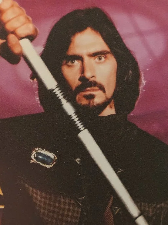 Jason Carter — Jason Carter as Ranger Marcus Cole Babylon 5 Signed Photo, image 2