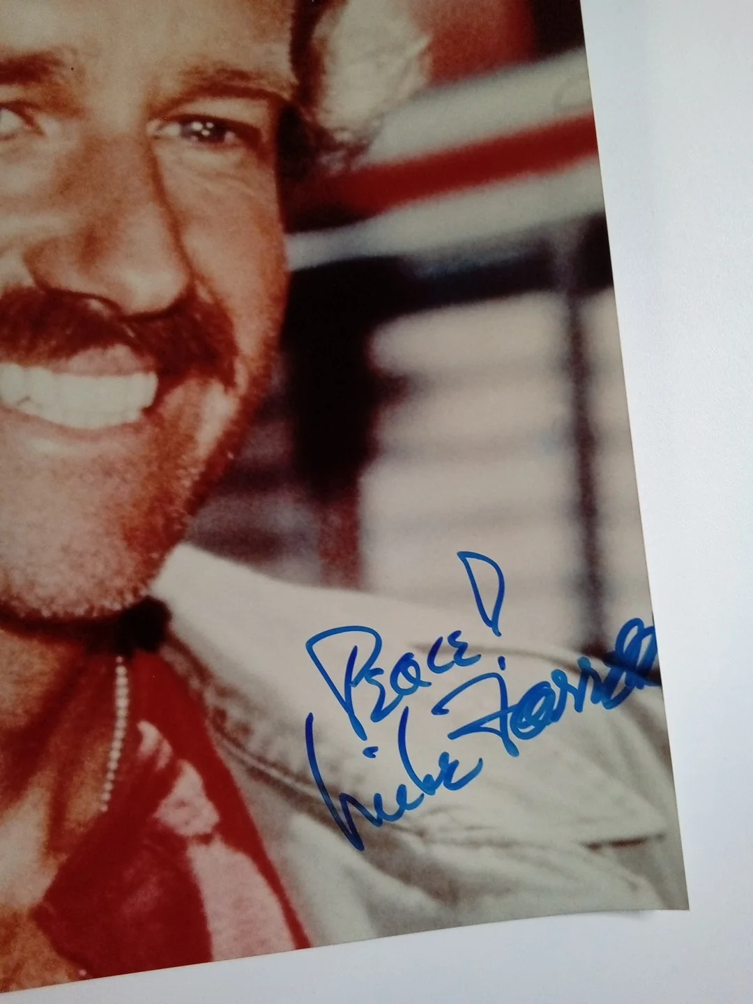 Mike Farrell — Mike Farrell MASH Signed 8x10 Photo Autograph JSA COA TV Actor Star-1 #, изображение 3